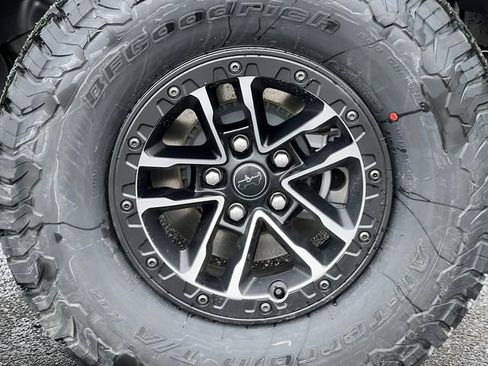 New 2026 Jeep Wrangler Unlimited Rubicon 392 w/ Quick Order Package 27X Moab AWD/4WD image 16