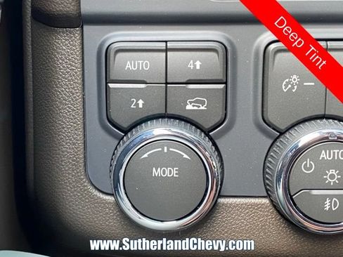New 2026 Chevrolet Suburban LT w/ Comfort Package AWD/4WD image 39