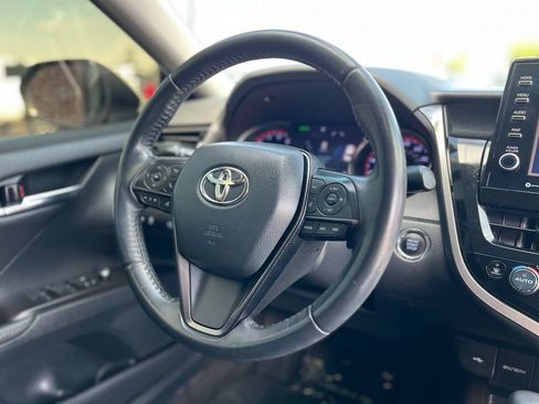 Used 2022 Toyota Camry XSE FWD image 12