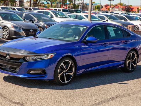 Used 2020 Honda Accord Sport image 9
