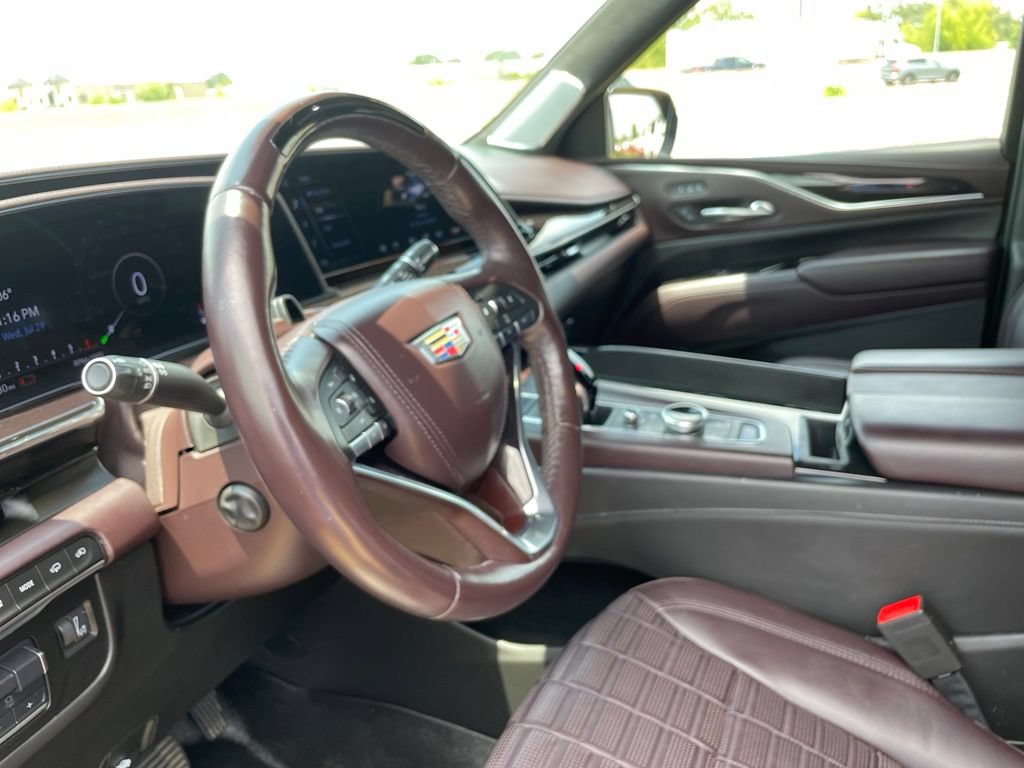 Used 2022 Cadillac Escalade ESV Sport Platinum AWD/4WD image 9