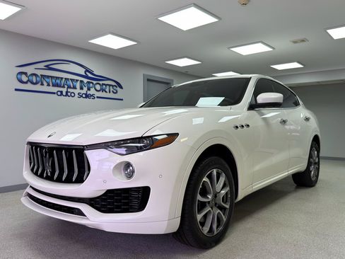 Used 2020 Maserati Levante AWD/4WD image 1