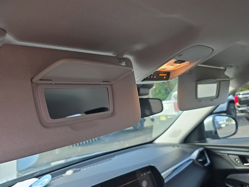 Certified 2025 Chevrolet TrailBlazer LT w/ Driver Confidence Package image 13