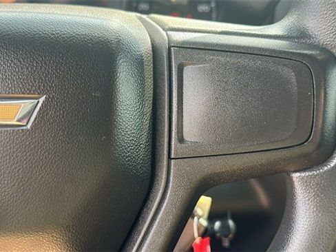 Used 2021 Chevrolet Silverado 1500 Custom image 17