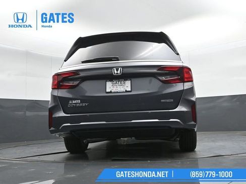 New 2026 Honda Odyssey Touring image 48