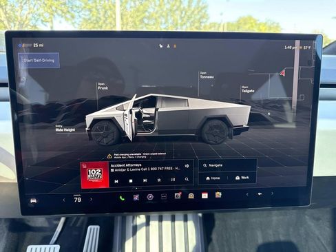 Used 2024 Tesla Cybertruck AWD Crew Cab image 29