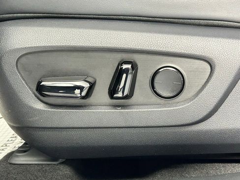 Used 2023 Lexus RX 350 Premium image 30