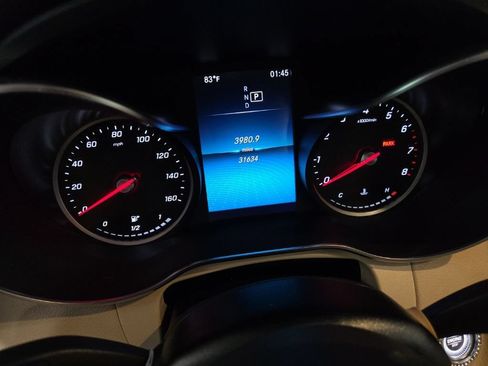Used 2022 Mercedes-Benz GLC 300 image 18