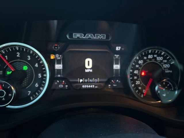 Used 2023 RAM 1500 Big Horn AWD/4WD image 24