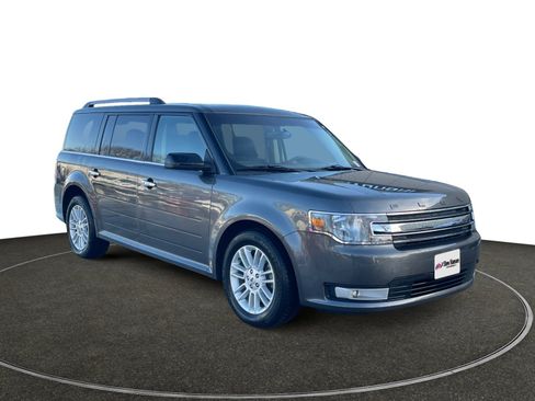 Used 2019 Ford Flex SEL w/ Equipment Group 202A image 8