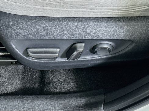 Certified 2025 Toyota RAV4 XLE w/ Convenience Package FWD image 13