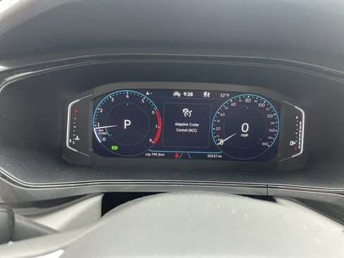 Used 2023 Volkswagen Taos SEL image 13