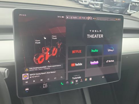 Used 2022 Tesla Model Y Performance AWD/4WD image 30