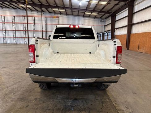 Used 2024 RAM 2500 Big Horn image 12