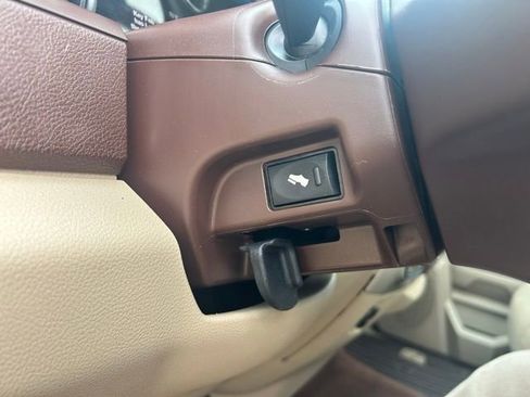 Used 2017 RAM 1500 Laramie w/ Convenience Group AWD/4WD image 22