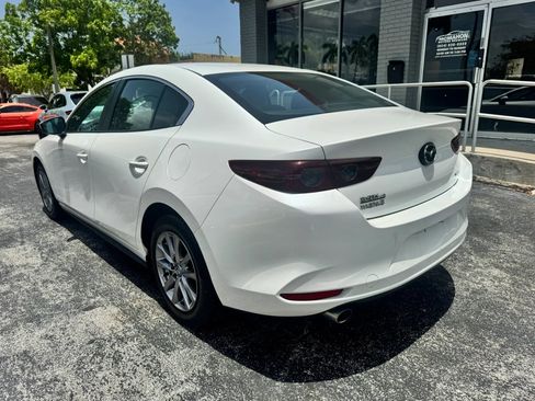 Used 2021 MAZDA MAZDA3 s FWD image 6