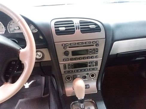 Used 2004 Ford Thunderbird RWD image 12