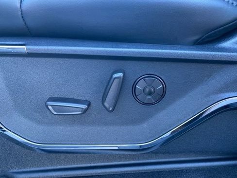 New 2026 Ford F250 Platinum w/ Tremor Off-Road Package image 12