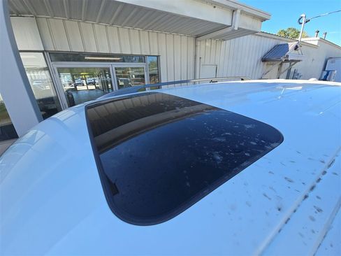 Used 2020 Nissan Armada Platinum w/ Captain's Chairs Package image 19