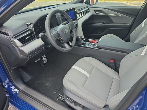 New 2026 Toyota Camry SE FWD image 8