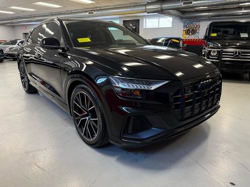 Used 2023 Audi SQ8 Premium Plus AWD/4WD image 3