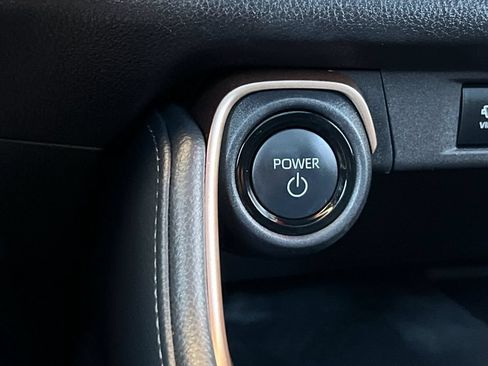 Certified 2025 Toyota Grand Highlander AWD Hybrid image 25