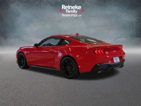 Used 2024 Ford Mustang GT Premium image 8