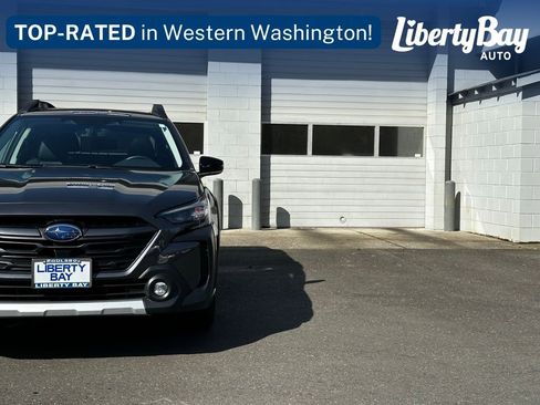 Used 2023 Subaru Outback Limited XT image 2