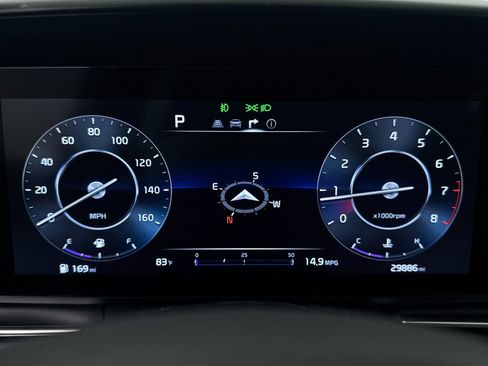 Certified 2023 Kia Carnival SX Prestige FWD image 40