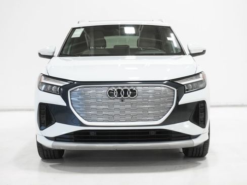 Used 2022 Audi Q4 e-tron Premium Plus w/ Premium Plus image 3