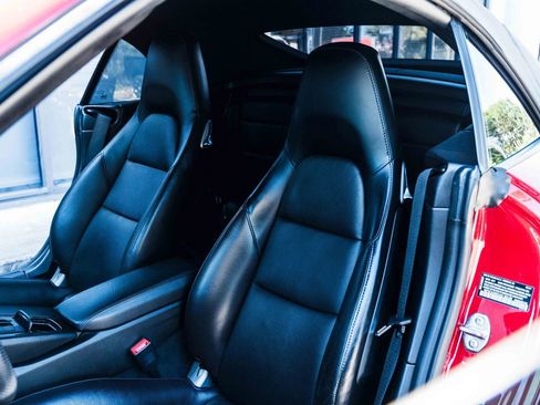 Used 2018 Porsche 911 Carrera image 36