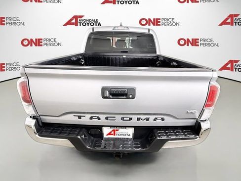 Certified 2021 Toyota Tacoma TRD Off-Road AWD/4WD image 7