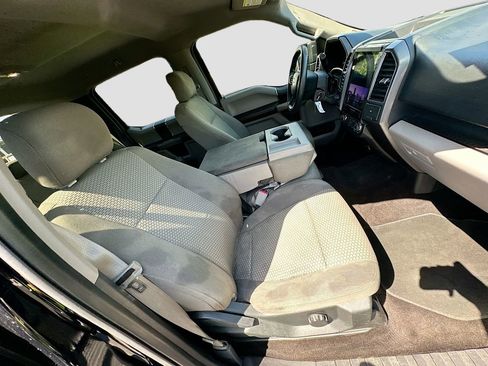 Used 2017 Ford F150 XLT image 27