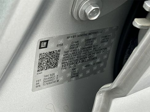 Used 2019 GMC Canyon SLE image 25