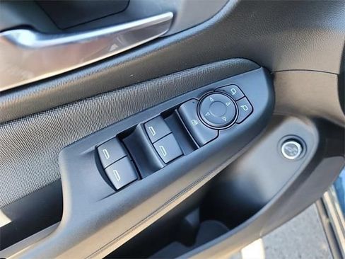 New 2026 Buick Envista Preferred FWD image 12