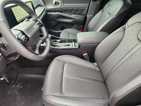 New 2026 Kia Sorento SX image 9