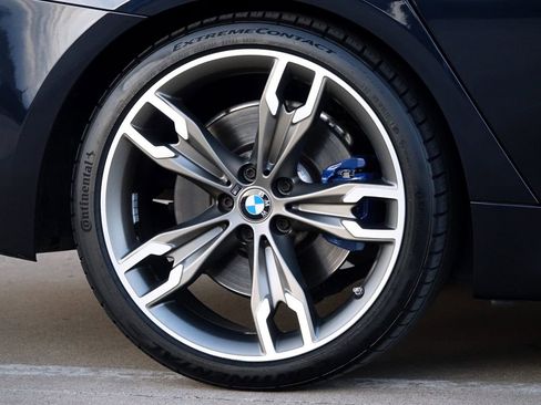 Used 2019 BMW M550i xDrive xDrive image 30