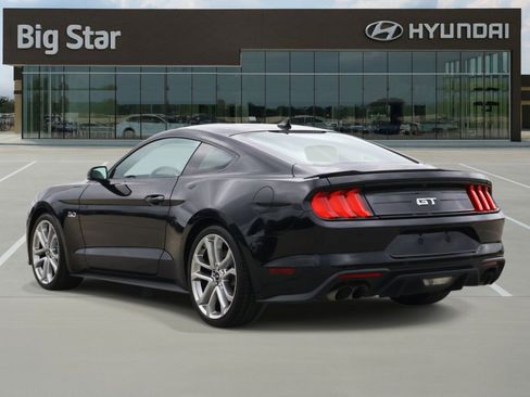 Used 2022 Ford Mustang GT Premium w/ Equipment Group 401A RWD image 3