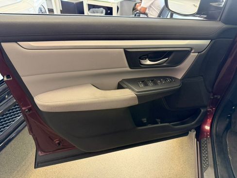 Used 2017 Honda CR-V LX image 26
