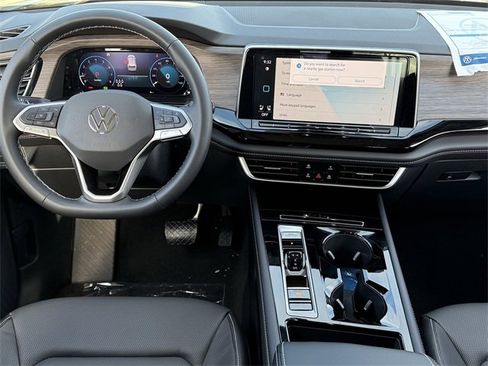 New 2026 Volkswagen Atlas SEL image 9