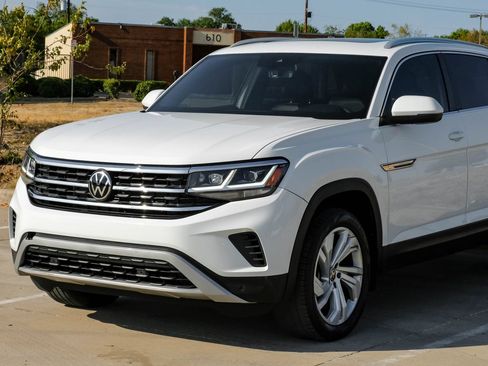 Used 2021 Volkswagen Atlas Cross Sport SEL FWD image 7