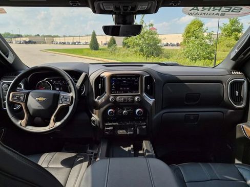 Used 2023 Chevrolet Silverado 2500 High Country w/ Z71 Off-Road Package AWD/4WD image 36