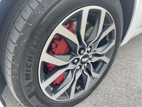 Certified 2023 Cadillac XT6 Sport w/ Technology Package image 10