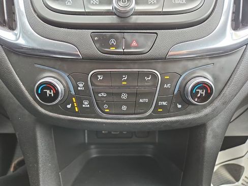 Used 2023 Chevrolet Equinox LT AWD/4WD image 23
