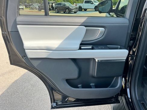 New 2027 Ford Expedition Platinum AWD/4WD image 12
