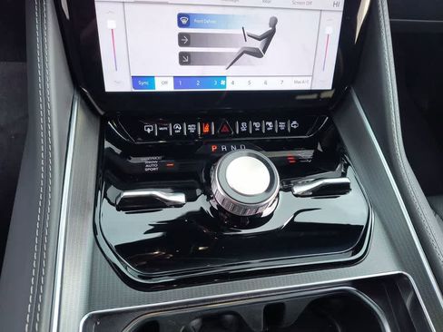 New 2026 Jeep Grand Wagoneer Summit w/ Premium Group III image 20