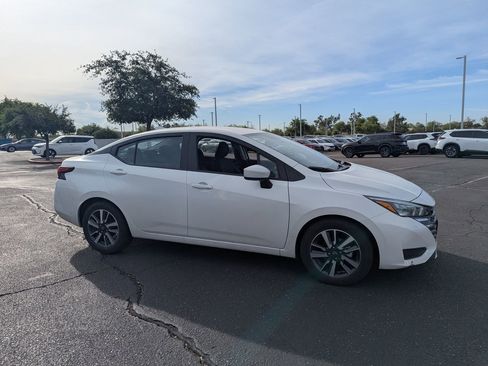 Certified 2025 Nissan Versa SV FWD image 8