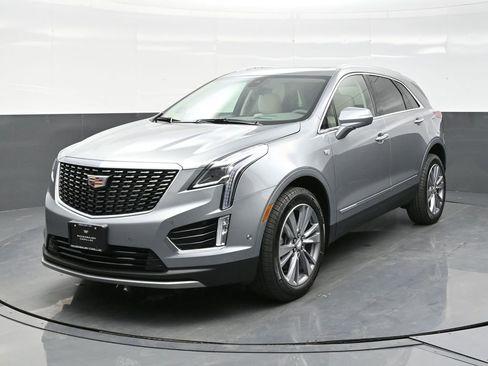 New 2025 Cadillac XT5 Premium Luxury w/ Technology Package image 2