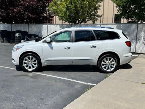 Used 2017 Buick Enclave Premium w/ Experience Buick Package AWD/4WD image 4