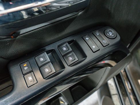 Used 2018 Chevrolet Silverado 1500 LT w/ All Star Edition image 14